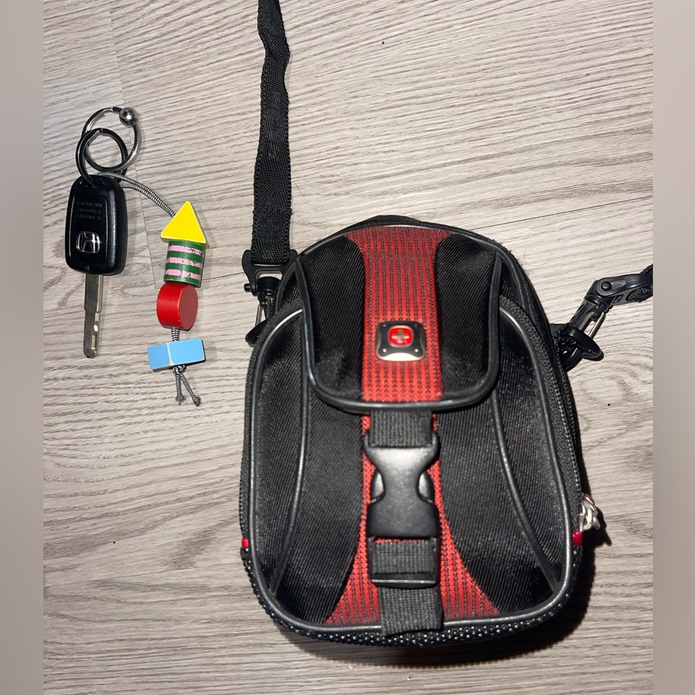 Wenger Swiss Army Gear Pocket Padded small Camera Bag Travel Bag Purse like NEW